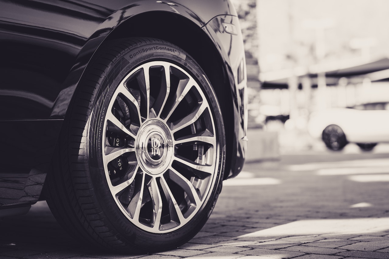 Conheça mais sobre os pneus e do que são feitos