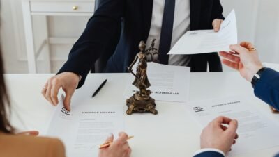 O papel da consultoria jurídica na indústria