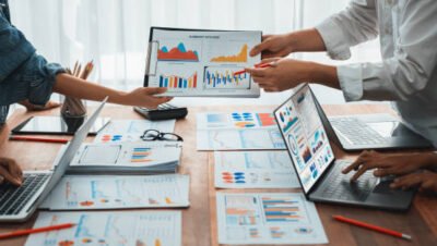 Veja como a IA transforma a análise competitiva com insights profundos, previsões estratégicas e identificação rápida de oportunidades.